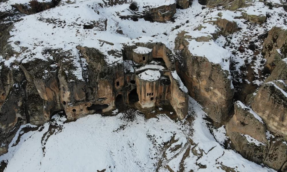 Άμα είναι για μπαξίσι! Ανακαινίζουν εκκλησία οι Τούρκοι για τους Χριστιανούς τουρίστες